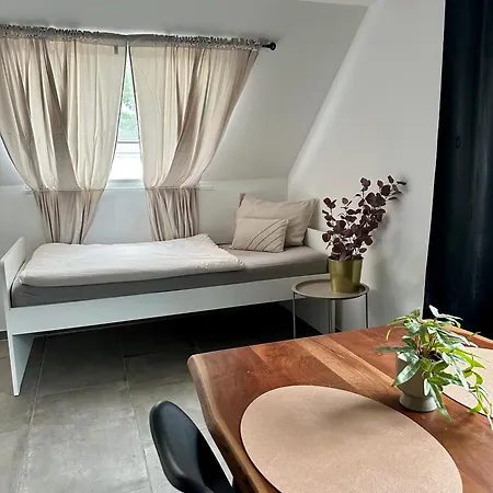 Stilvolles Naehe Messe Duesseldorf In Sued Apartament