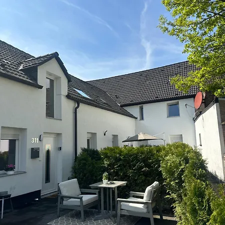 Stilvolles Nähe Messe Düsseldorf In Süd Apartamento