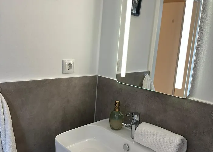 Stilvolles Nähe Messe Düsseldorf In Süd *