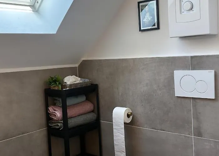 Stilvolles Nähe Messe Düsseldorf In Süd * Duisburg