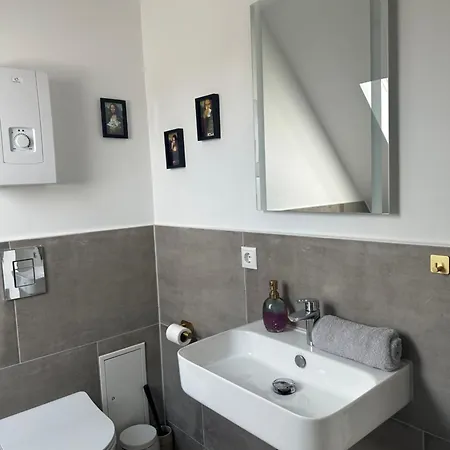 Stilvolles Naehe Messe Duesseldorf In Sued Apartment *